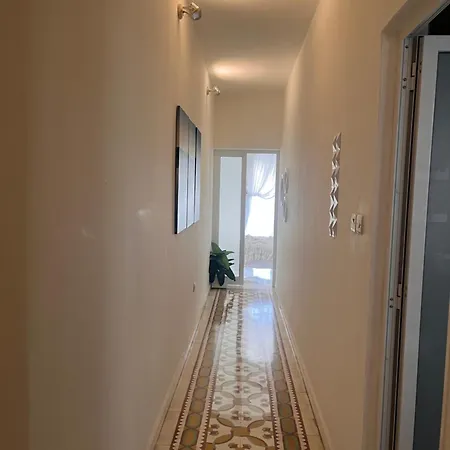 Cozy, Modern And Welcoming