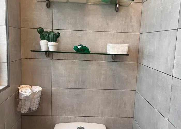 Cozy, Modern And Welcoming 아파트