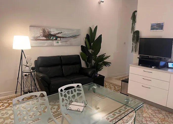 아파트 Cozy, Modern And Welcoming